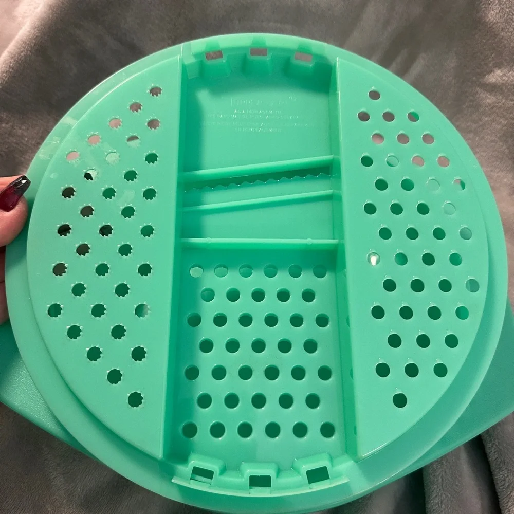 TUPPERWARE Handy Lettuce/cheese‎ GRATER Vintage